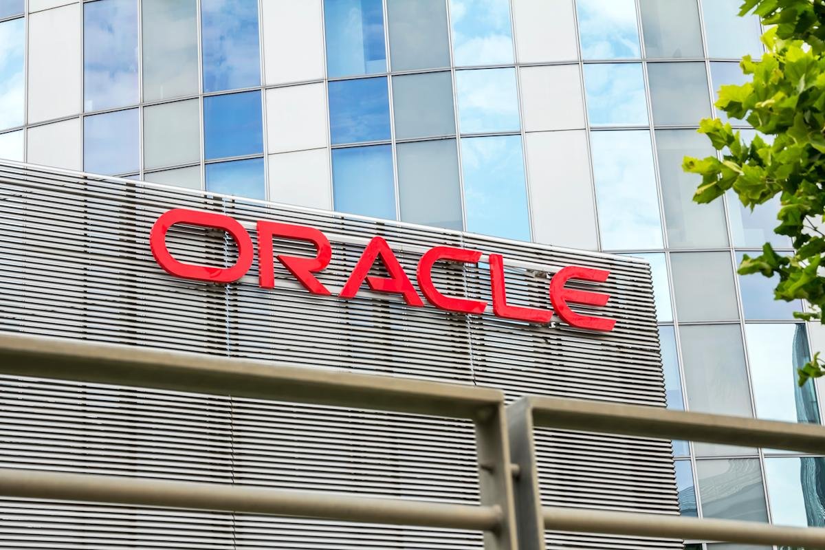 UK market trends with oracle and gsk