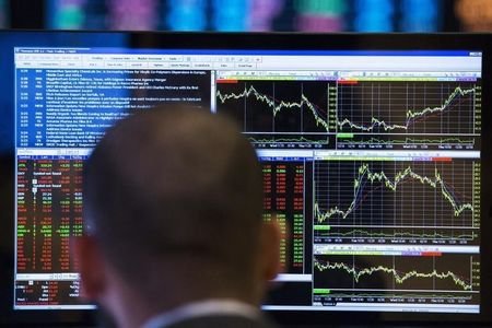 The Sunday Stillness: Why Insider Activity Halts When UK Markets Close
