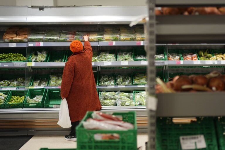 New Year supermarket opening times UK