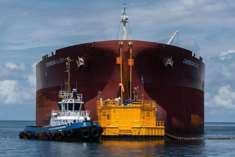 UK oil prices plummet due to surplus