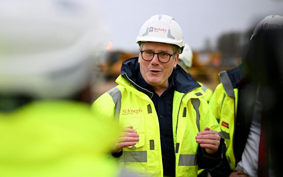 UK construction output falls to 20-year low
