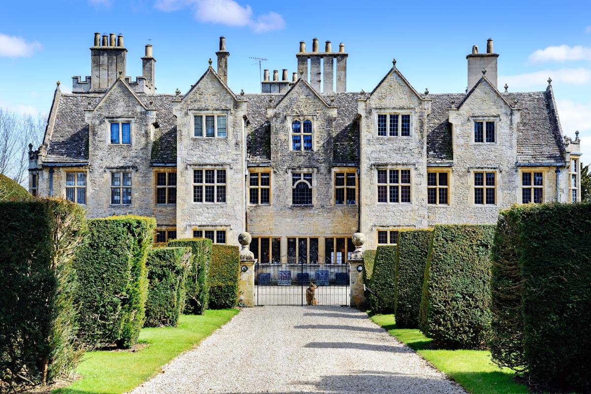 Luxury homes in the UK 2025