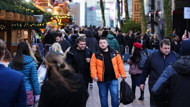 UK consumer confidence graph