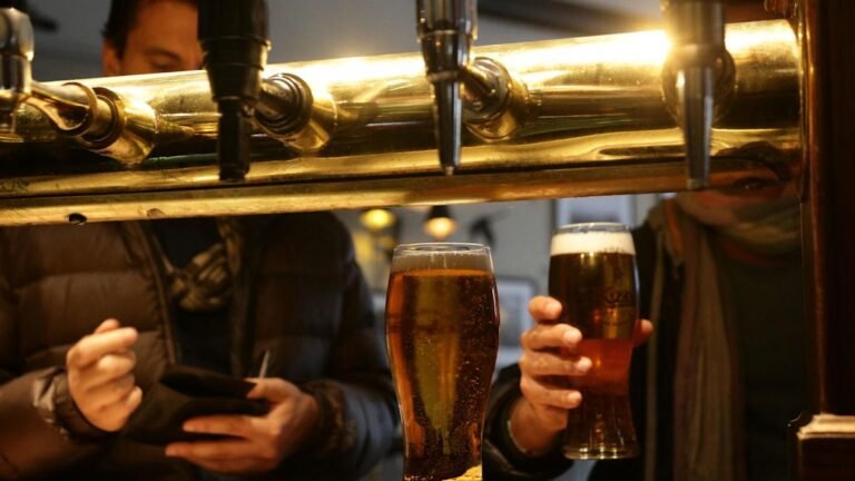 UK Pubs in Financial Strain
