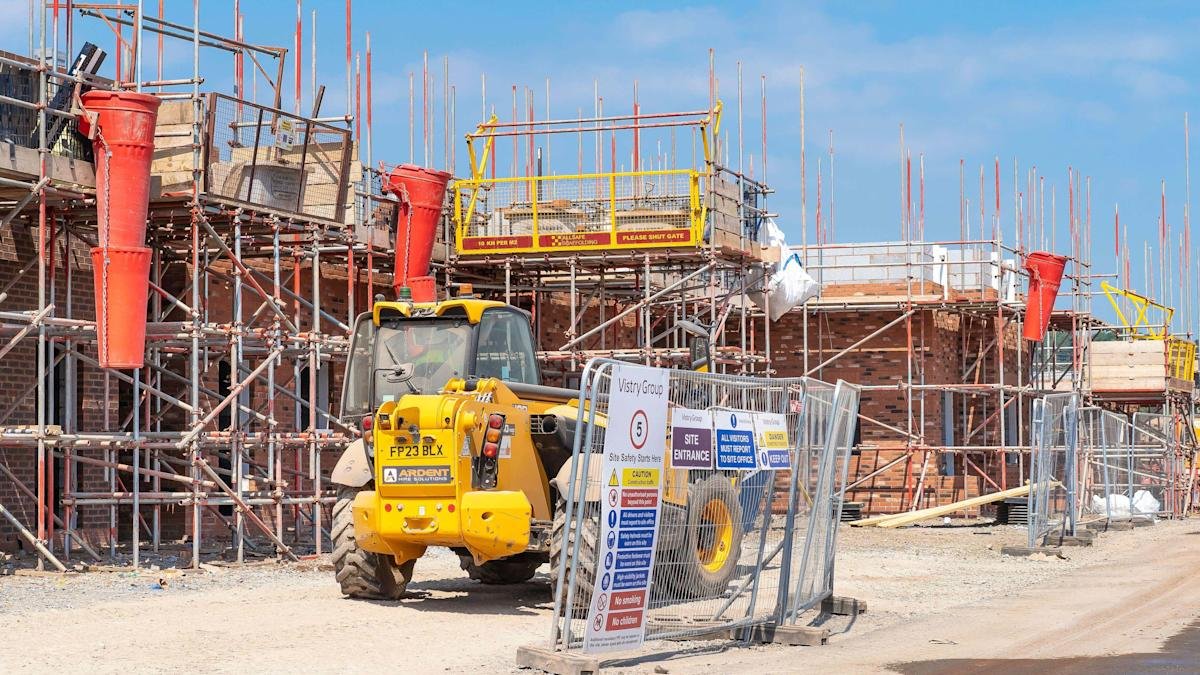 UK house sales slump at Vistry due to budget uncertainty