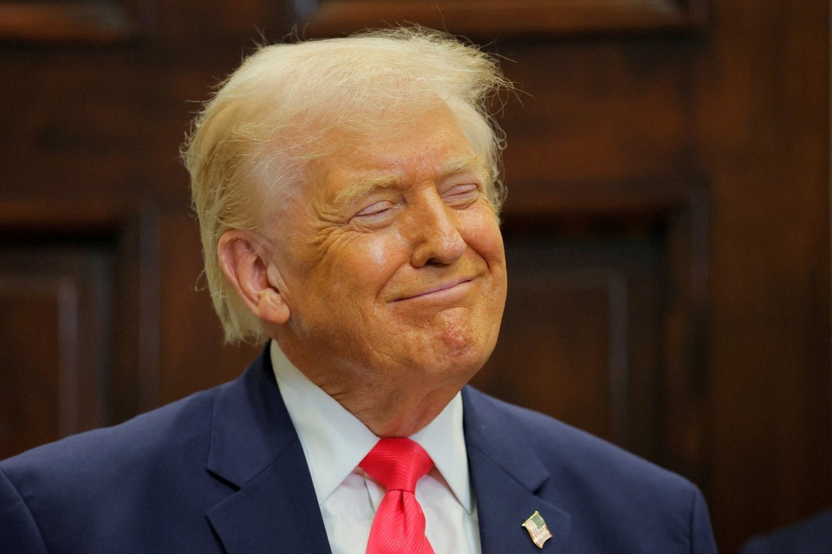 trump invests in netflix bonds