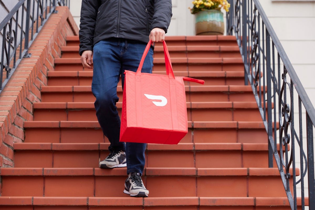 doordash food delivery tips in decline