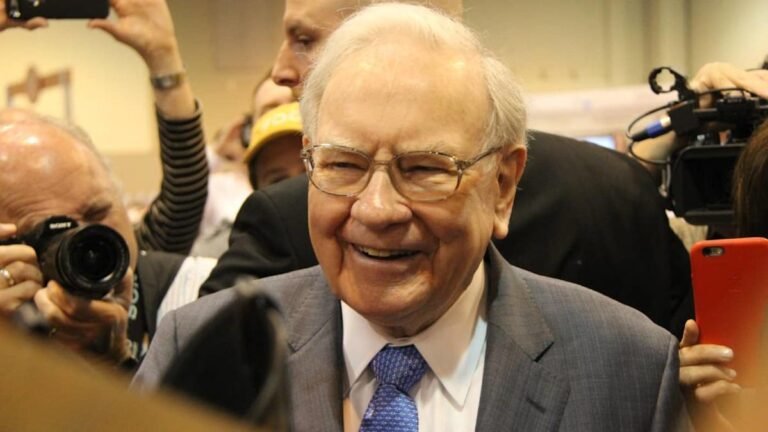 Warren Buffett's stock market strategy tips