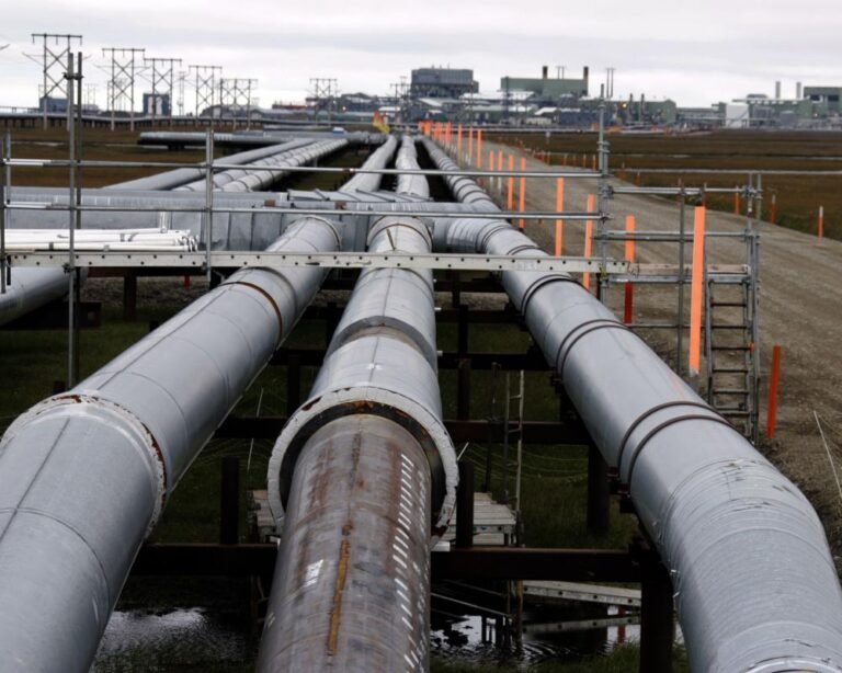 oil prices plummet in the uk