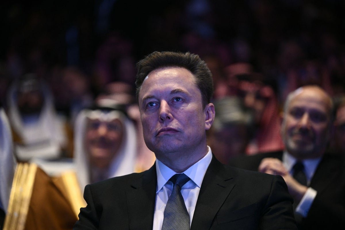Elon Musk's lawyer as a clown in OpenAI case