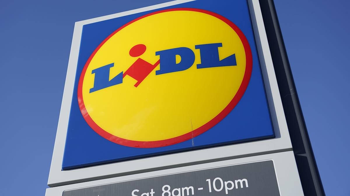 lidl christmas sales surge