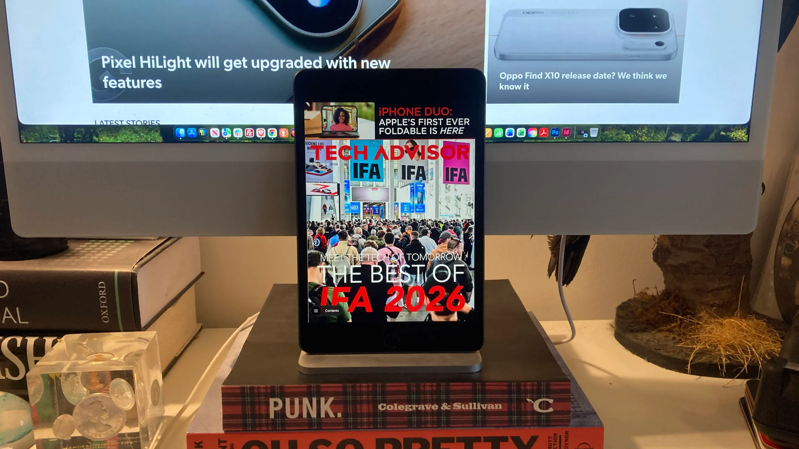 Cover of Tech Advisor November 2026 featuring IFA showcase and new Apple iPhone Duo