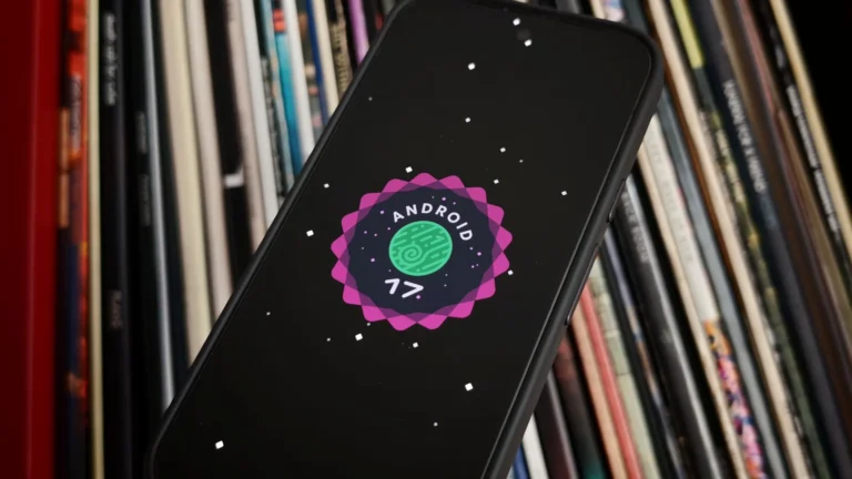 Google Pixel phone displaying Android 17 QPR1 update screen with warning icons
